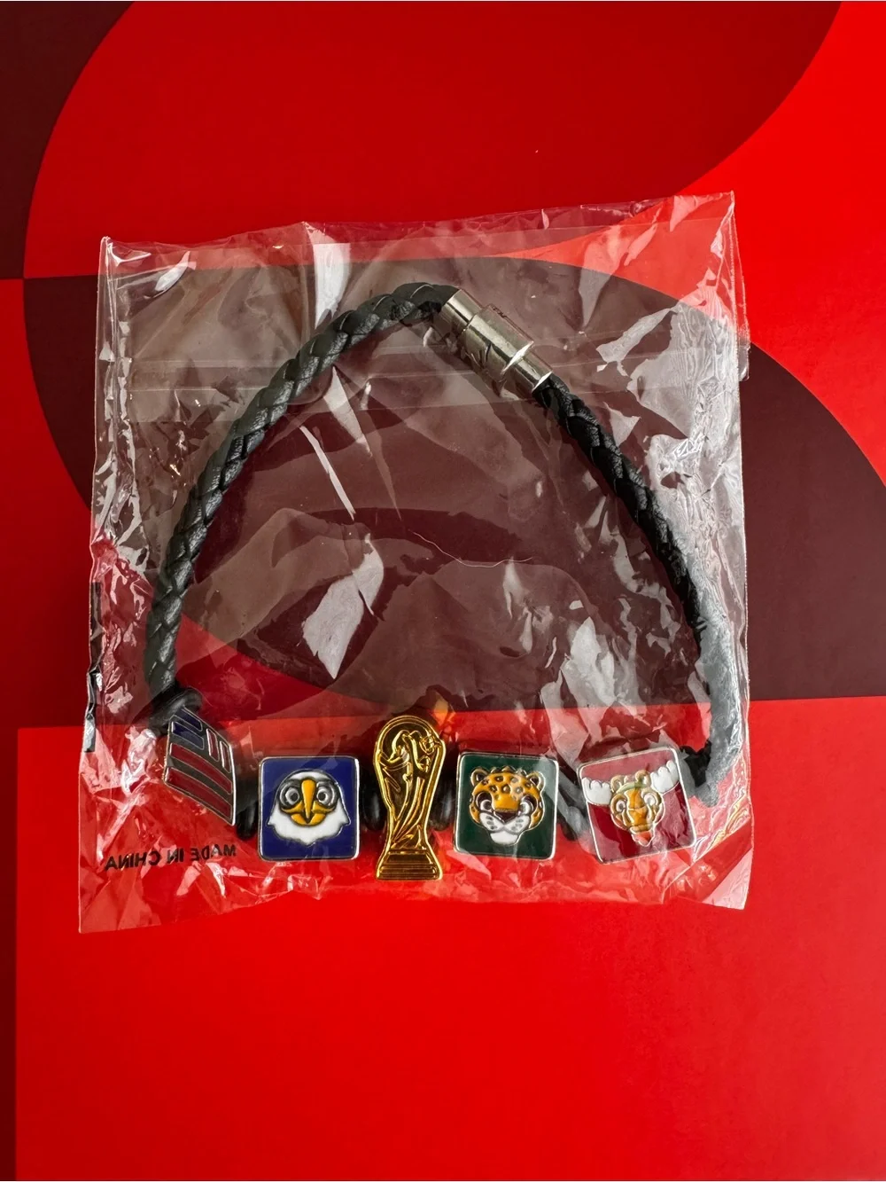 THE VIRAL BOA Bank of America FIFA World Cup Mascot bracelet